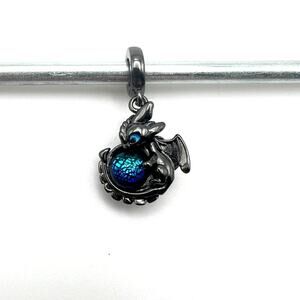 NEW Toothless Dragon Dangle Charm for European Bracelet